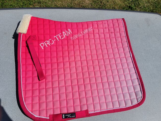 Neuwertige pinke HKM, HKM, Lisa, Dressage Pads, Dorsten