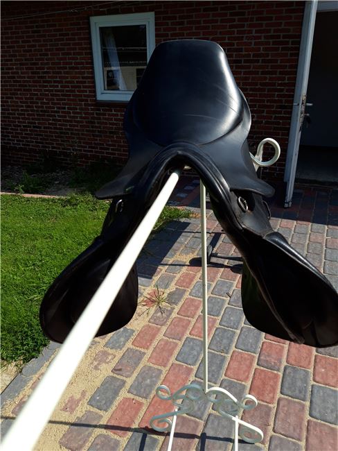 Sommer ,, Magnus" Springsattel, Sommer Magnus, Jennifer Clauhsen , Jumping Saddle, Tellingstedt, Image 6