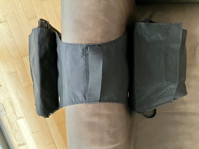 Schwarze Satteltasche mit Isolierung, Heidi , Saddle Accessories, Stuttgart