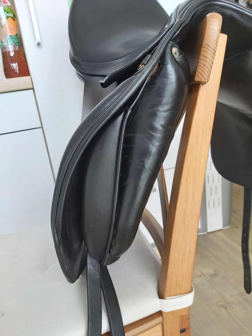 ᐅ Used: Euroriding Achat dressage saddle 18